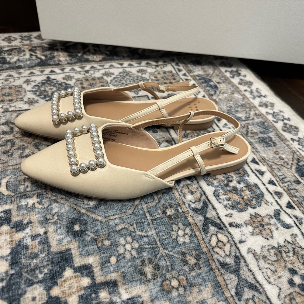 Elegant Cream Slingback Flats with Pearl Embellishments